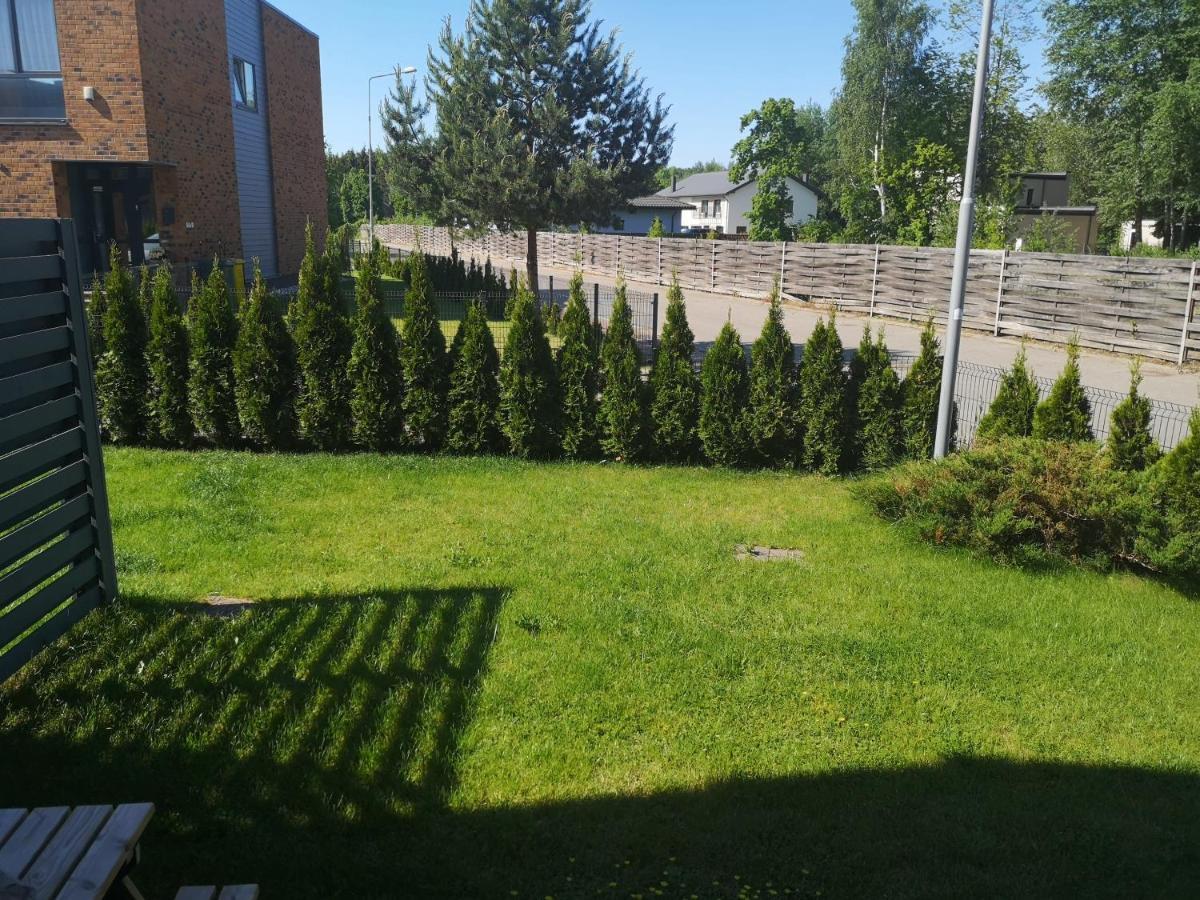 Veziu Apartamentai 2-Ame Kotedzo Aukste Apartment Palanga Exterior photo